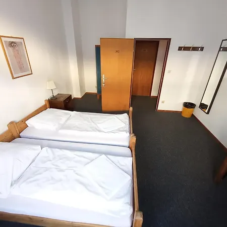 Die Fabrik - Hostel-2
